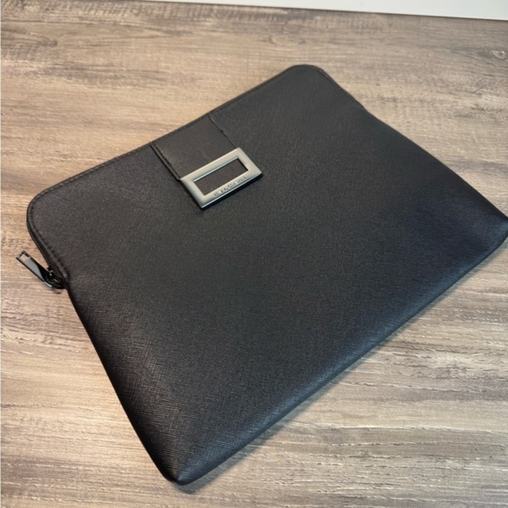 BVLGARI Clutch/cosmetic bag Immaculate - Picture 3 of 10